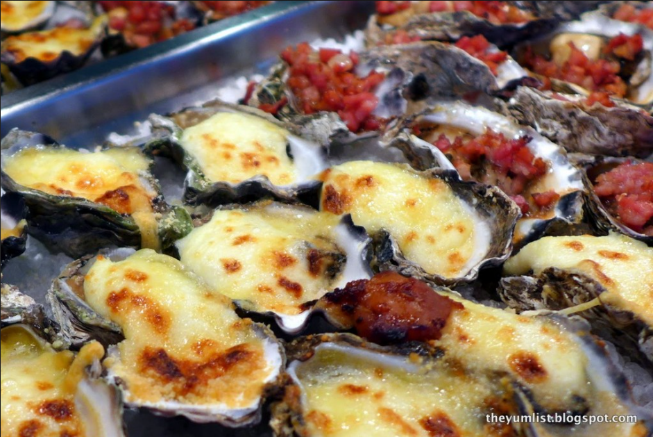 Oyster Kilpatrick 1/2 dozen