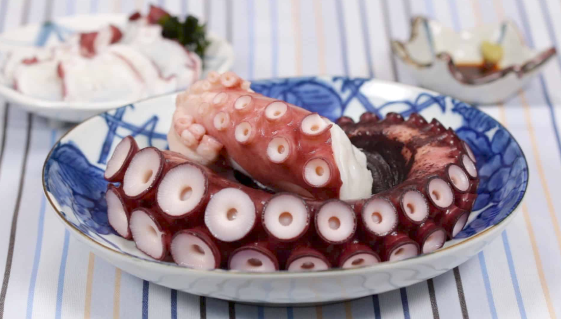 Octopus cleaned & tumbled local 1kg Pack