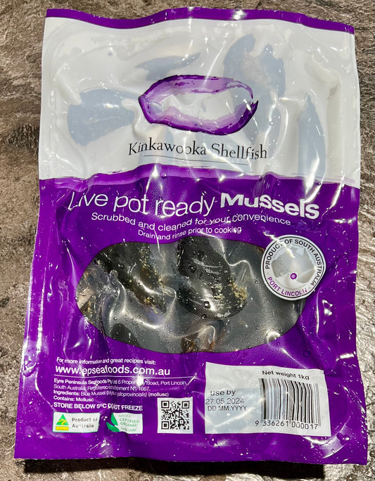 Live Black shell Mussels Kinkawooka 1kg pack.